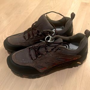 Men’s Merrel Moab Hiking Shoes | NWT | Size 14